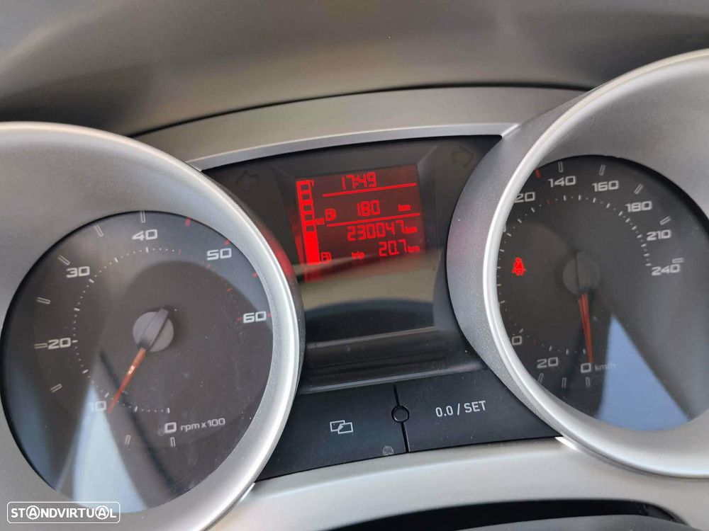 SEAT Ibiza 1.9 TDI Stylance DPF - 11