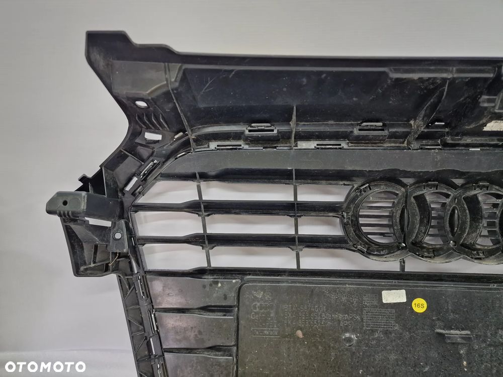 AUDI A1 LIFT 8XA 14- ATRAPA / GRILL PRZEDNI PRZÓD , NR 8XA853651B / 8XA853651C , NR AUKCJI GR6 - 15