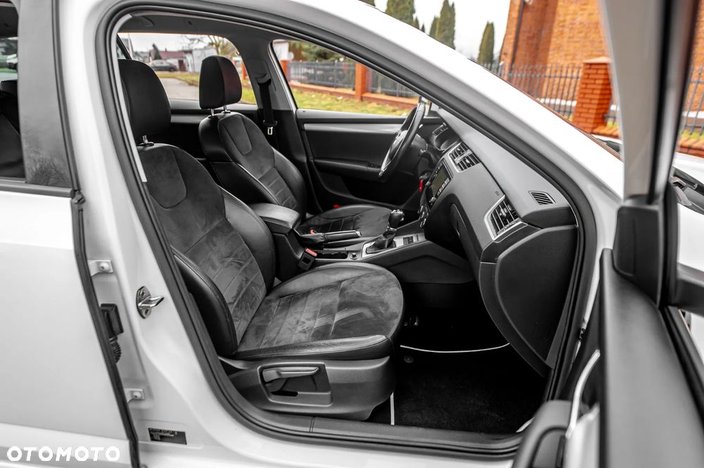 Skoda Octavia 2.0 TDI 4x4 Clever DSG - 7