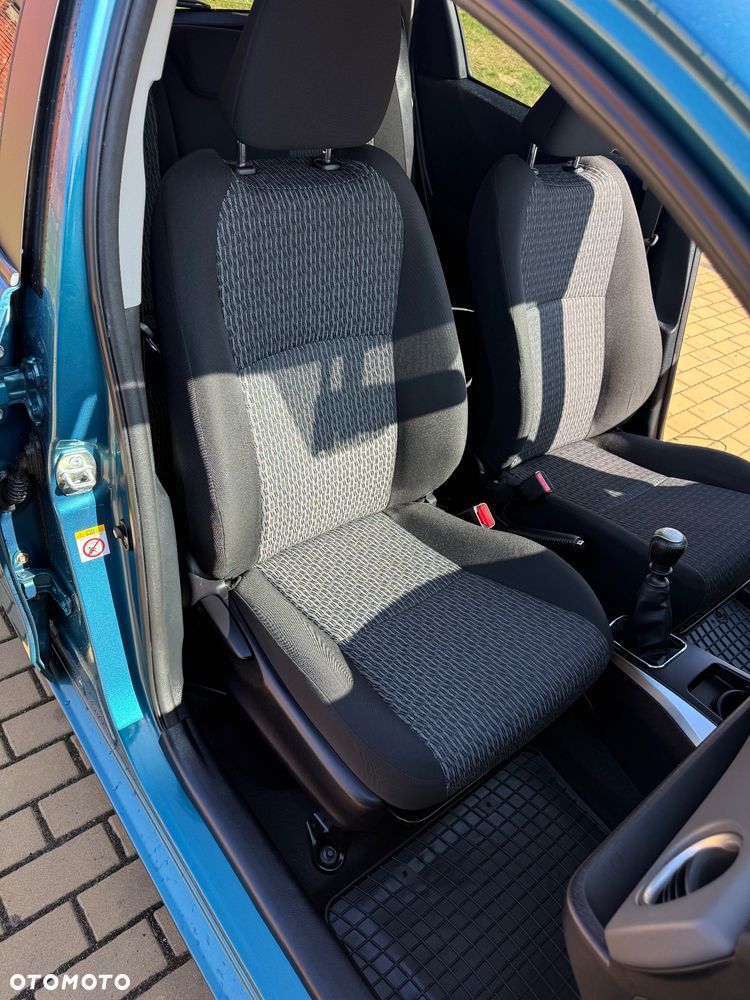 Toyota Yaris 1.33 VVT-i Edition 2014 - 17