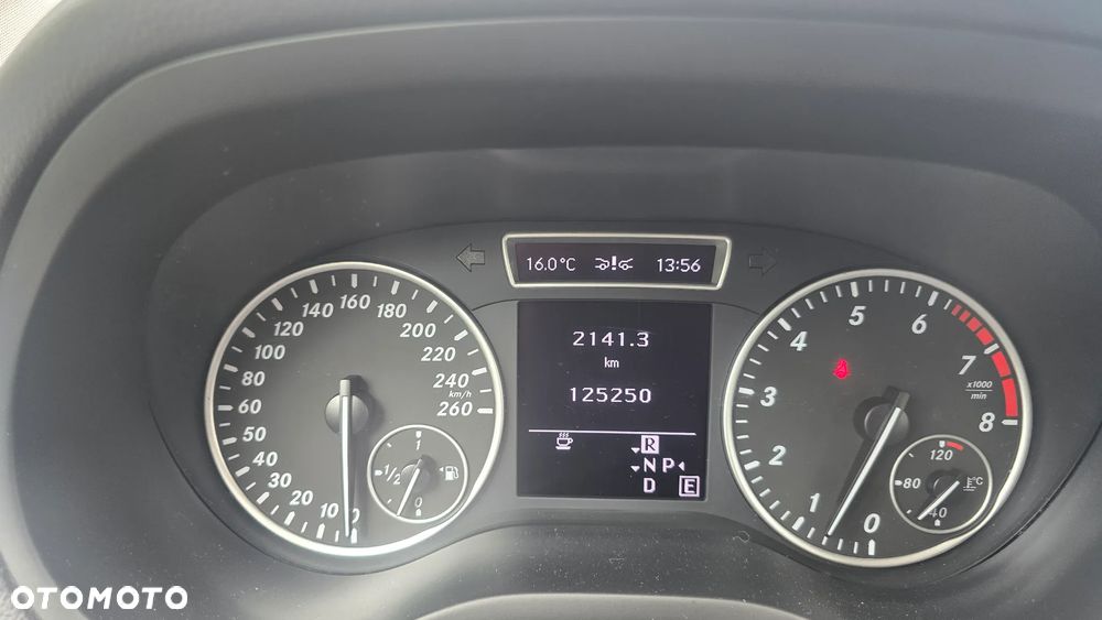 Mercedes-Benz Klasa B 180 (BlueEFFICIENCY) 7G-DCT - 17