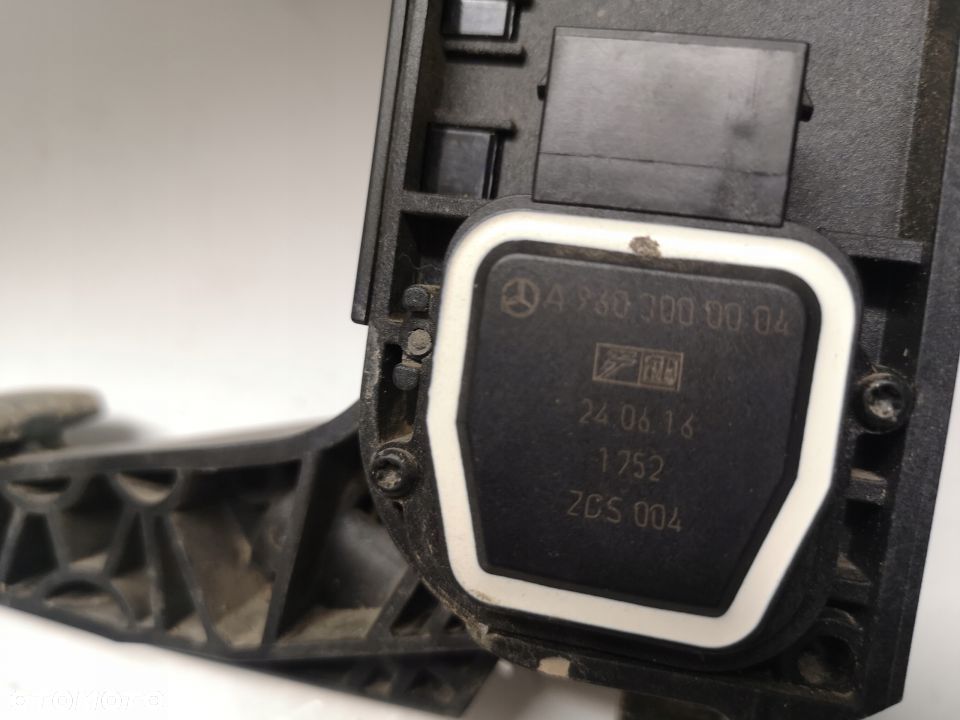 Mercedes Actros MP4 PEDAŁ GAZU A 960 300 00 04 - 3