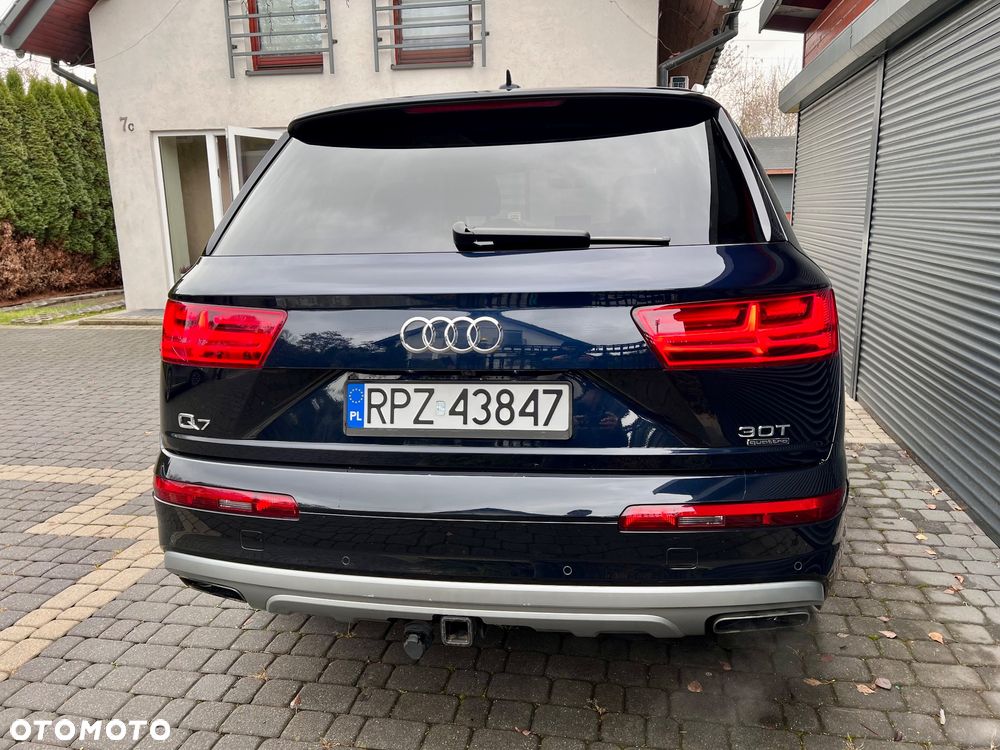 Audi Q7 3.0 TFSI Quattro Tiptronic - 7