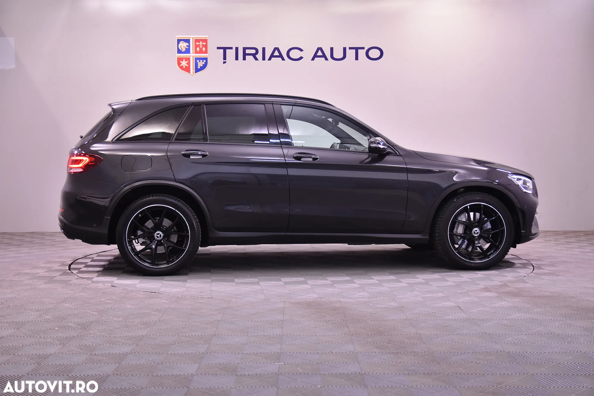 Mercedes-Benz GLC 220 d 4MATIC - 6