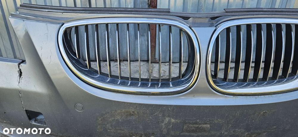 BMW 5 E60 E61 2003-2007 Kompletny zderzak przód Zderzak przedni pod czujniki parkowania PDC XENON spryskiwacze  KOLOR Silbergrau - 21