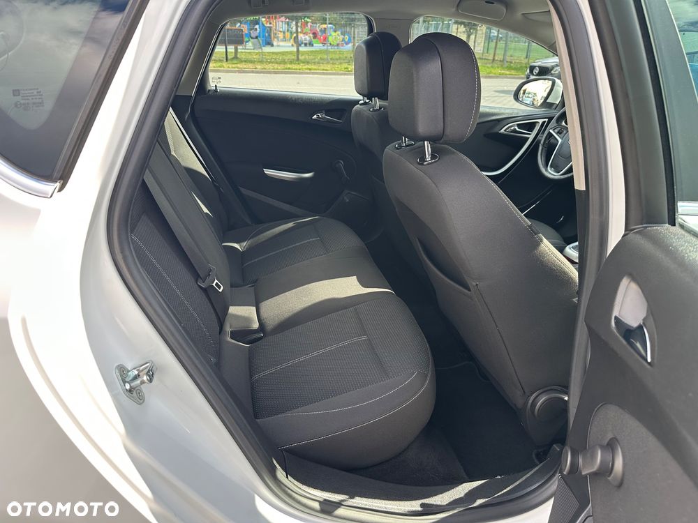 Opel Astra - 16