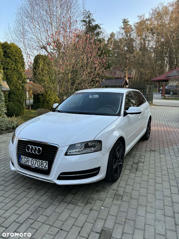 Audi A3 Sportback 1.6 Ambiente - 1