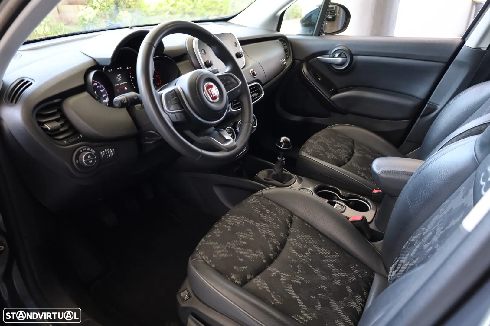 Fiat 500X 1.3 MJ City Cross - 37