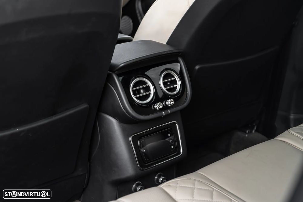 Bentley Bentayga - 30