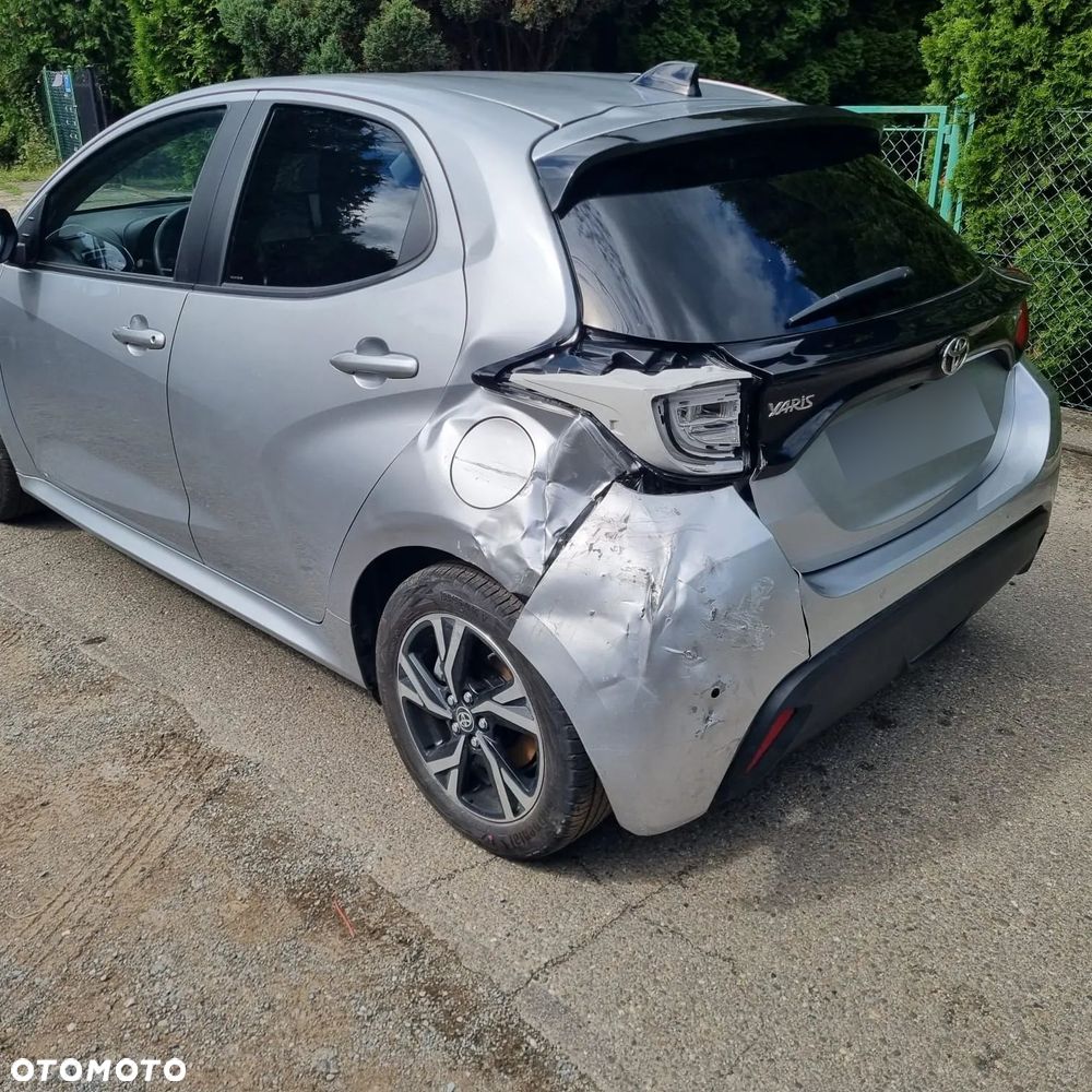 Toyota Yaris 1.5 VVT-i Business Edition - 8