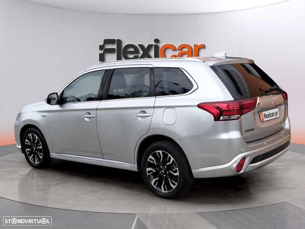 Mitsubishi Outlander 2.0 Instyle - 5