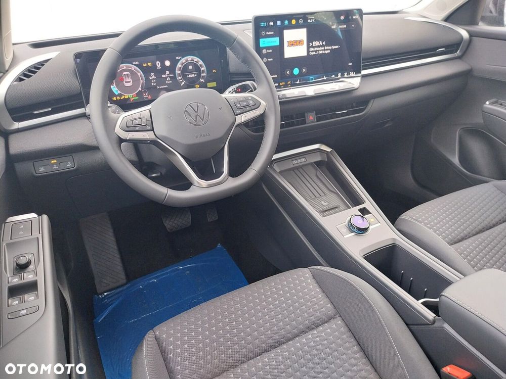 Volkswagen T-Roc - 17