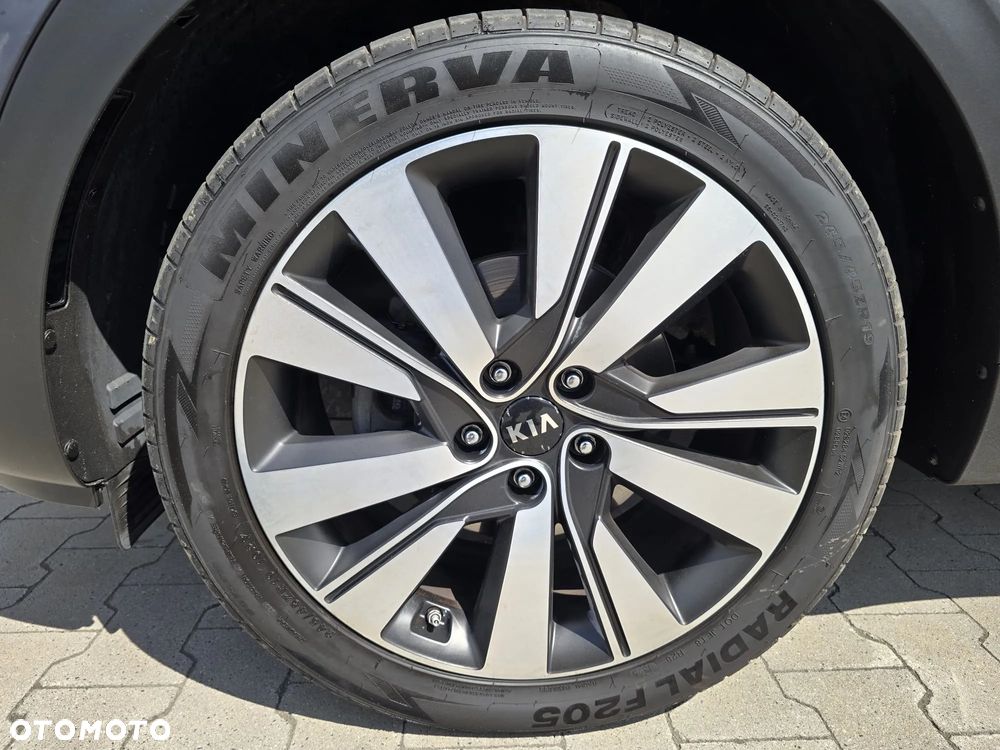 Kia Sportage 1.7 CRDI 2WD Dream-Team Edition - 41