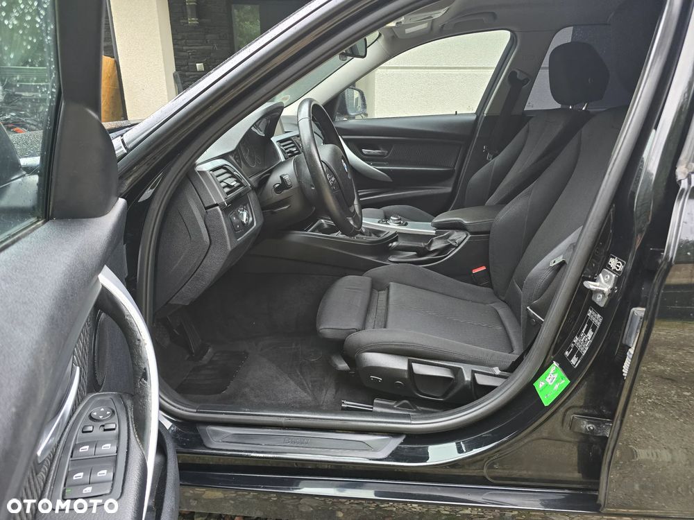 BMW Seria 3 - 13