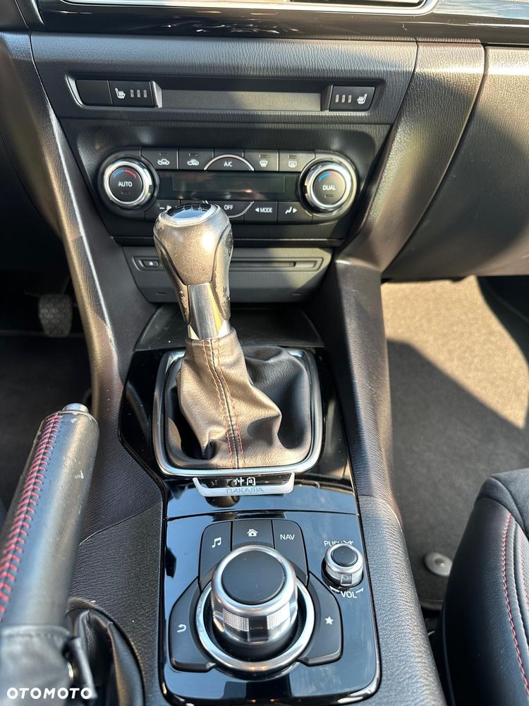 Mazda 3 SKYACTIV-G 120 NAKAMA - 16