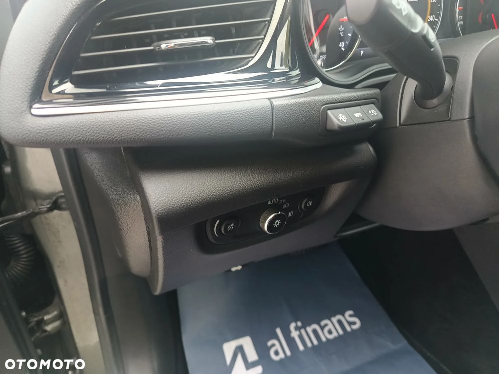 Opel Insignia 2.0 Automatik Business Innovation - 25