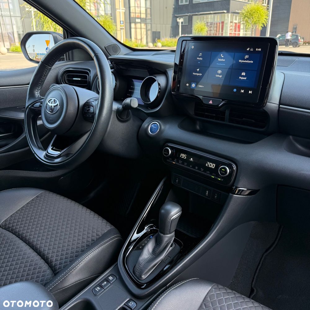Toyota Yaris - 16