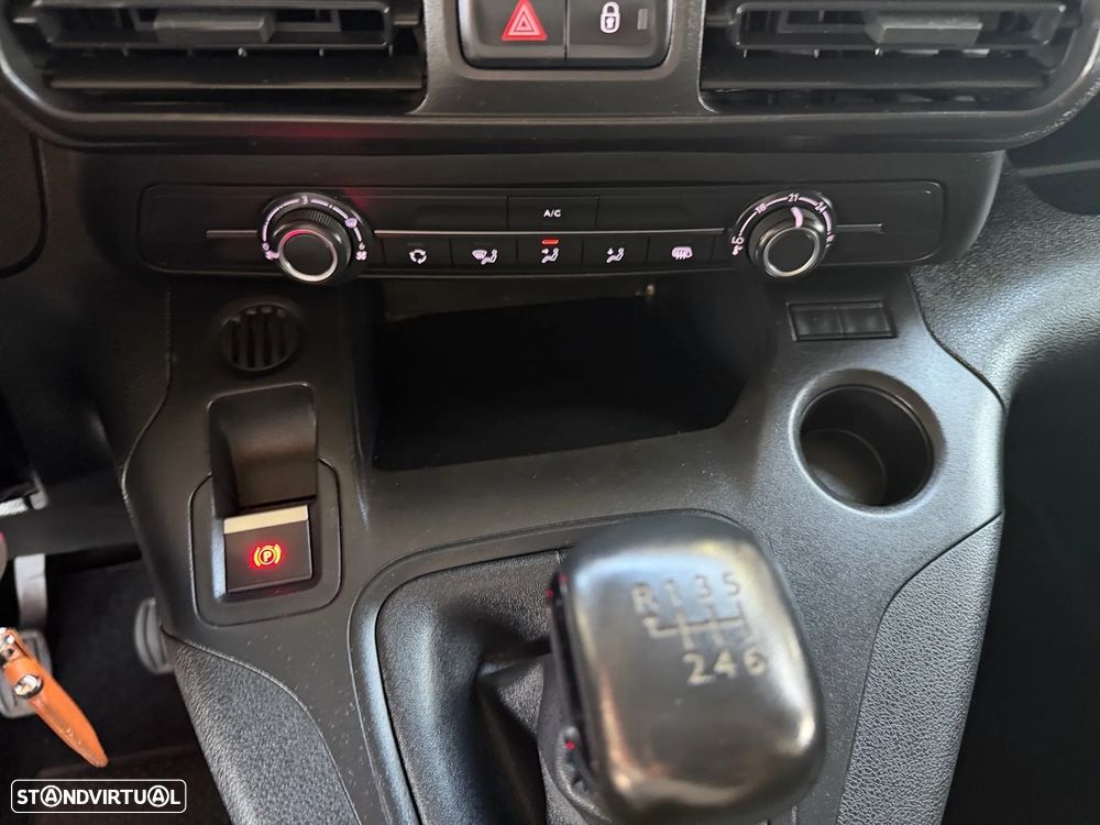 Peugeot partnar - 11