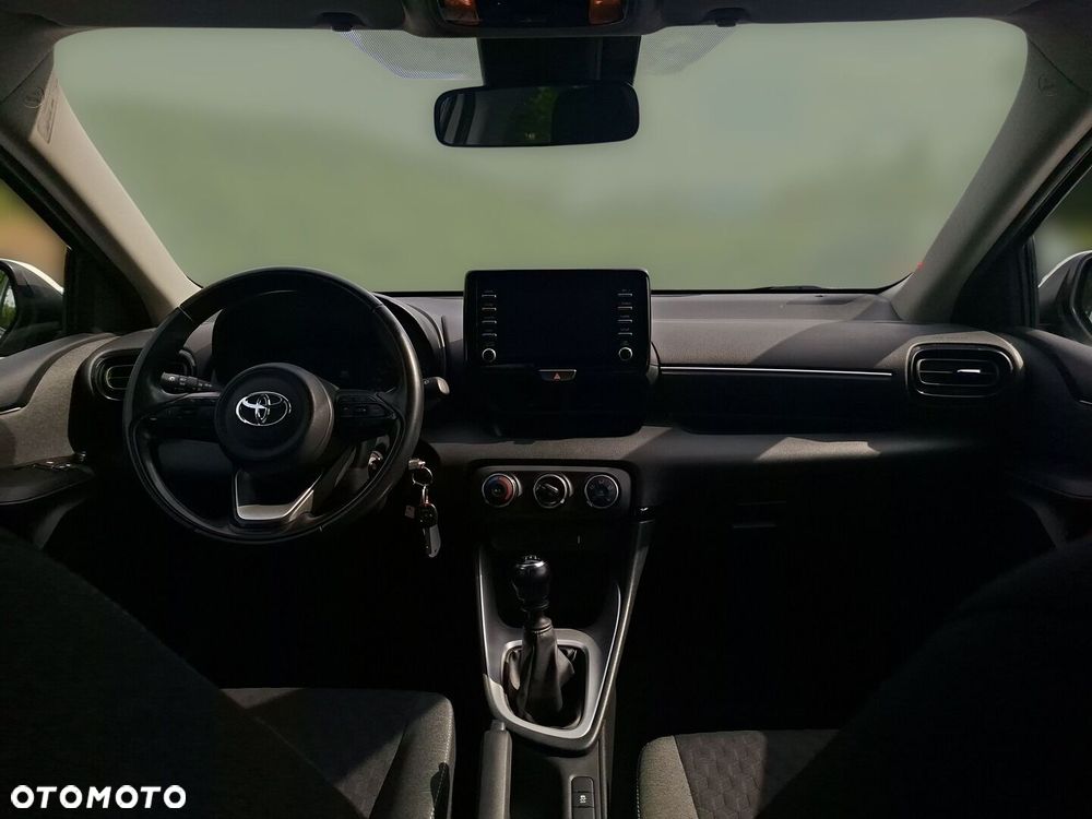 Toyota Yaris - 14