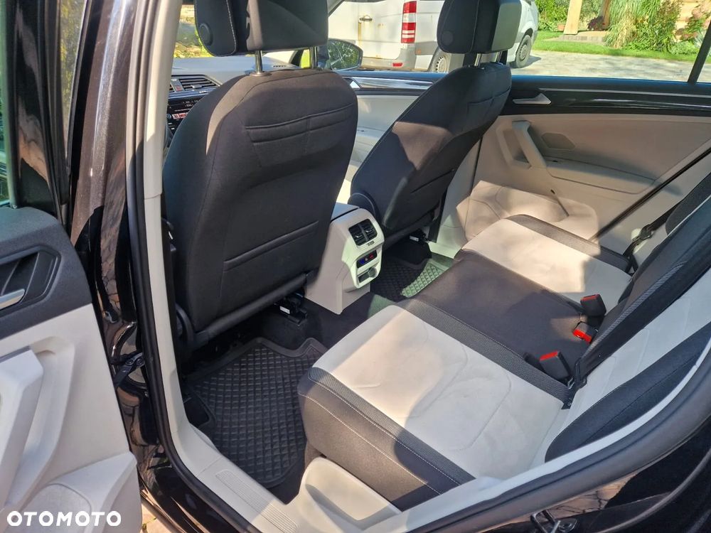 Volkswagen Tiguan 2.0 TDI SCR Elegance DSG - 8