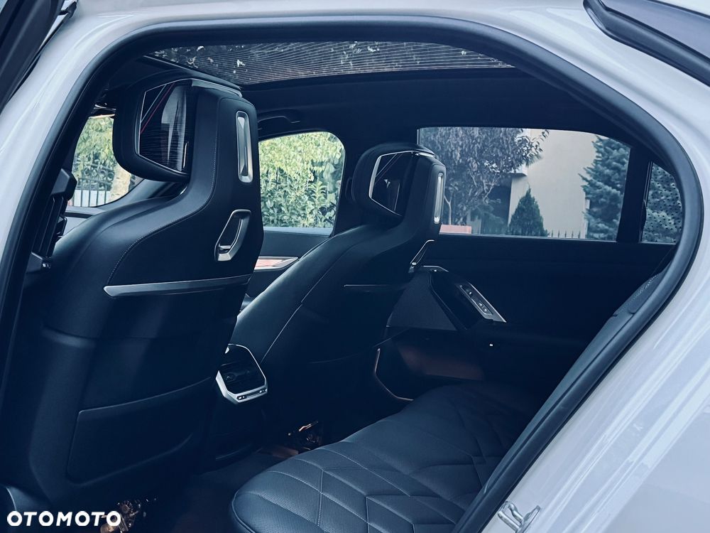 BMW i7 105.7kWh xDrive60 M Sport - 23