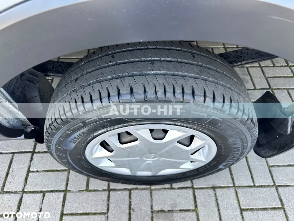 Ford Transit - 17