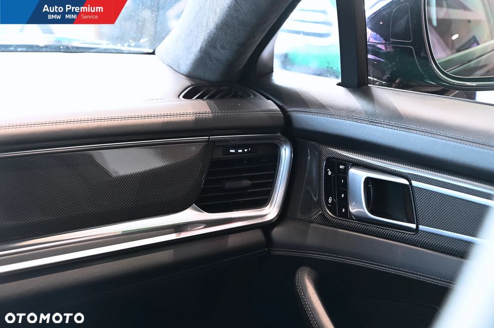 Porsche Panamera Turbo - 23