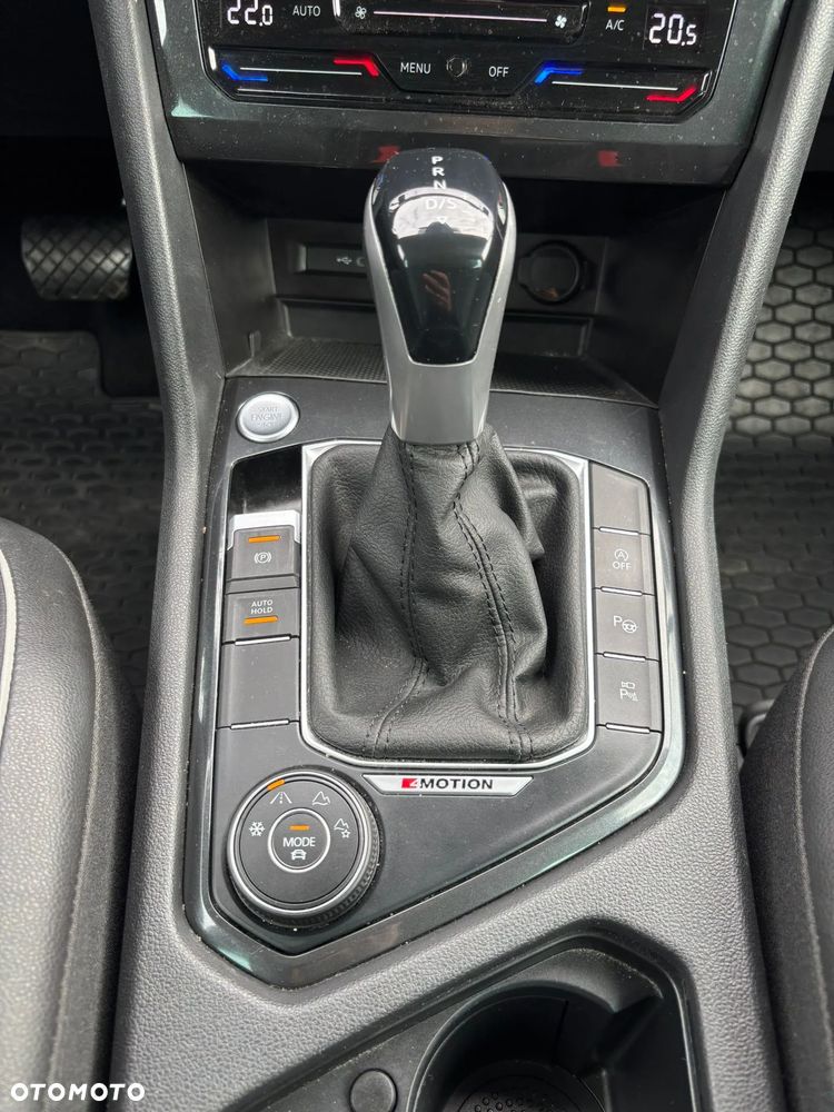 Volkswagen Tiguan 2.0 TDI SCR 4Mot Elegance DSG - 17