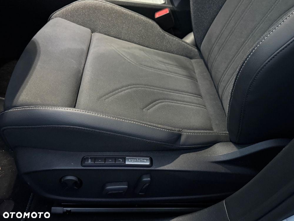 Volkswagen Golf 2.0 TDI BMT Highline DSG - 26