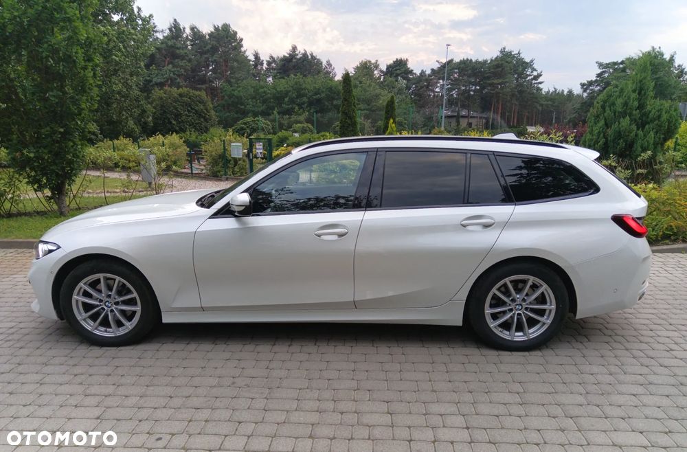 BMW Seria 3 - 12
