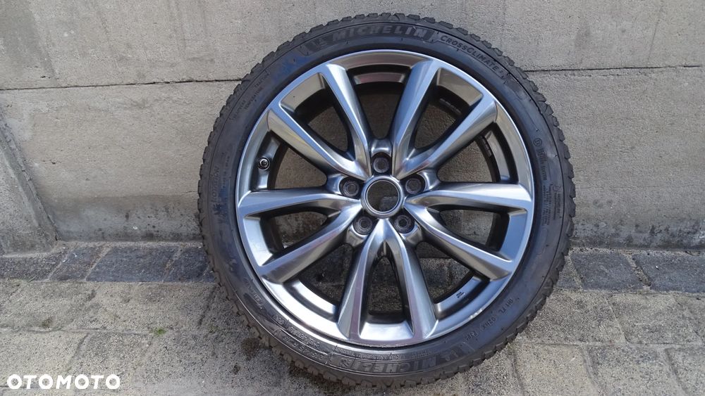 MAZDA 3 BP 7Jx18 ET45 5x114,3 - felga - 1