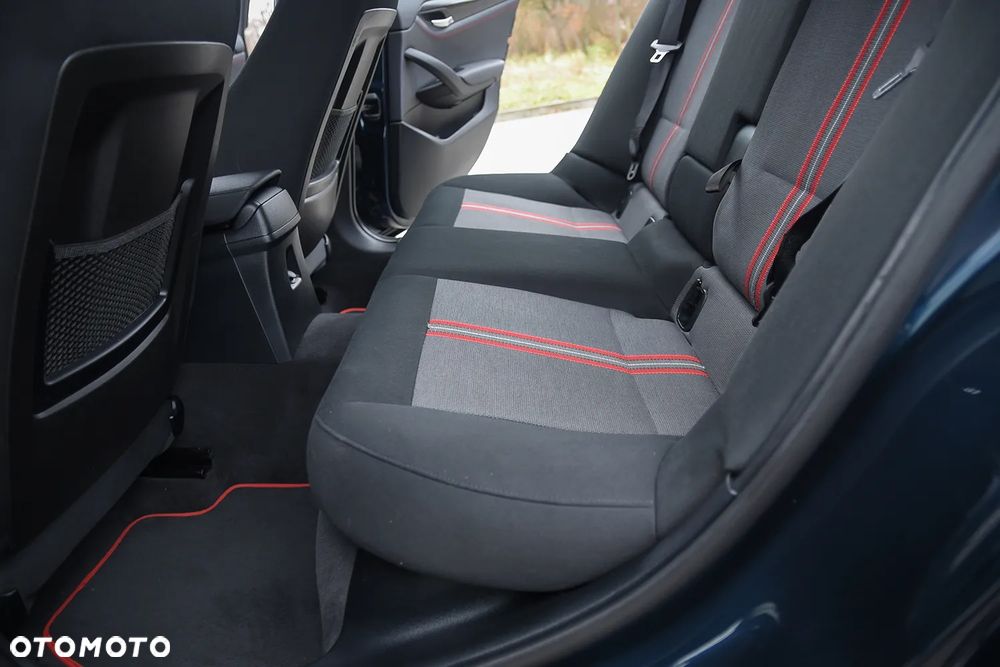 BMW X1 sDrive18d Sport Line - 27