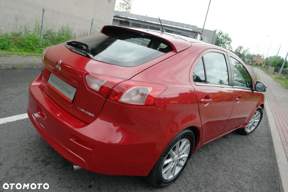 Mitsubishi Lancer - 2