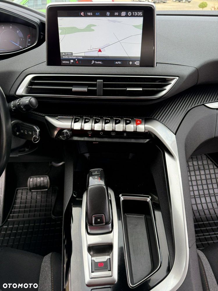 Peugeot 3008 - 13