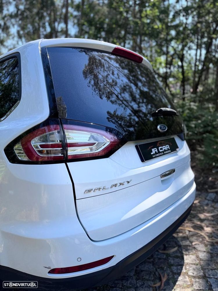 Ford Galaxy - 14