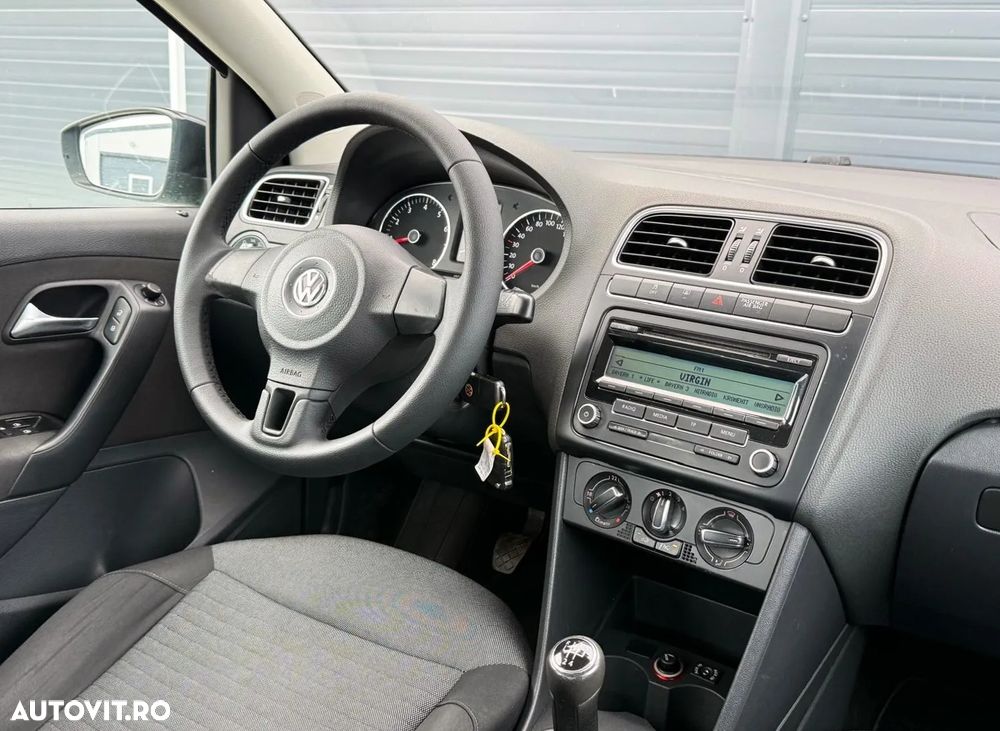 Volkswagen Polo 1.4 Life - 16