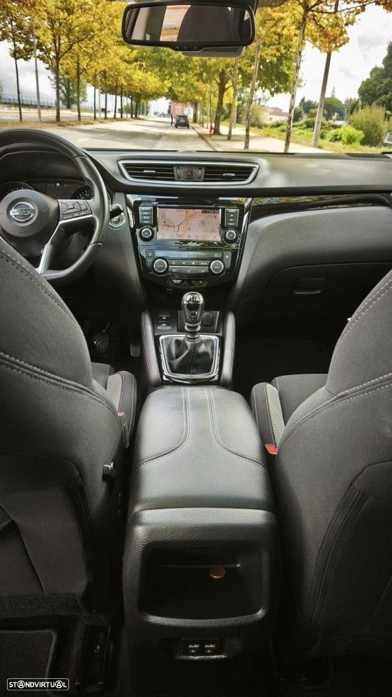 Nissan Qashqai 1.3 DIG-T N-Connecta J18 Led - 31