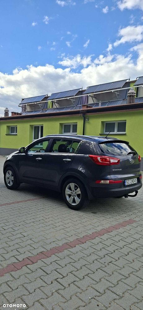 Kia Sportage 2.0 L - 4