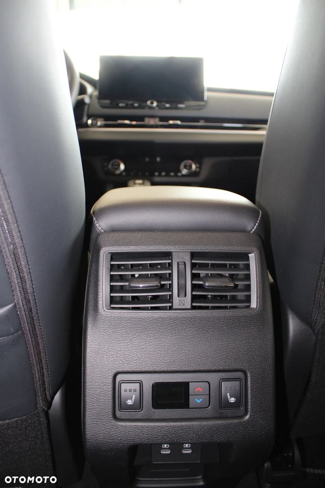 Mitsubishi Outlander Instyle - 33