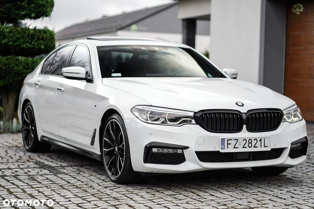 BMW Seria 5 520d xDrive Sport Line - 1