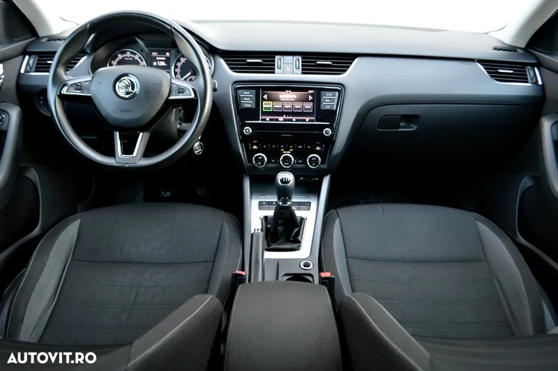 Skoda Octavia 1.4 TSI Style - 4