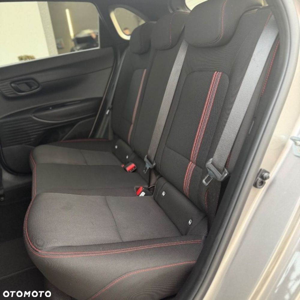 Hyundai i20 - 21