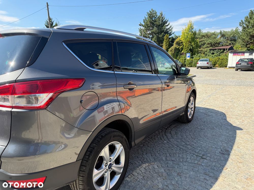 Ford Kuga - 10