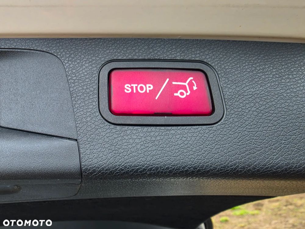 Mercedes-Benz Klasa E 400 d 4Matic 9G-TRONIC AMG Line - 10