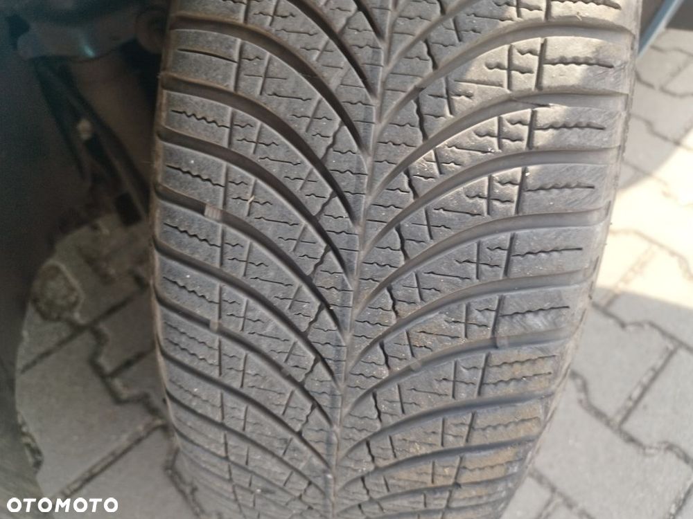 Renault Megane dCi 110 FAP Paris - 25