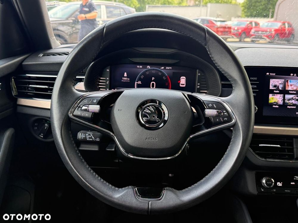 Skoda Kamiq 1.5 TSI Style DSG - 6
