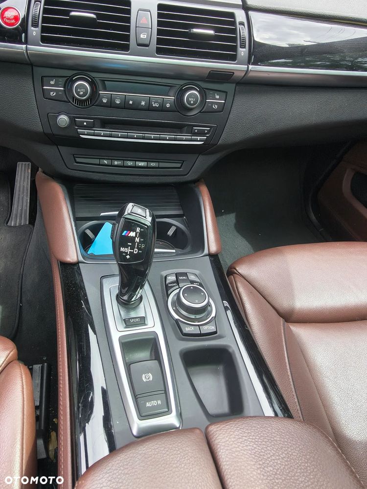BMW X6 xDrive50i M Sport - 17