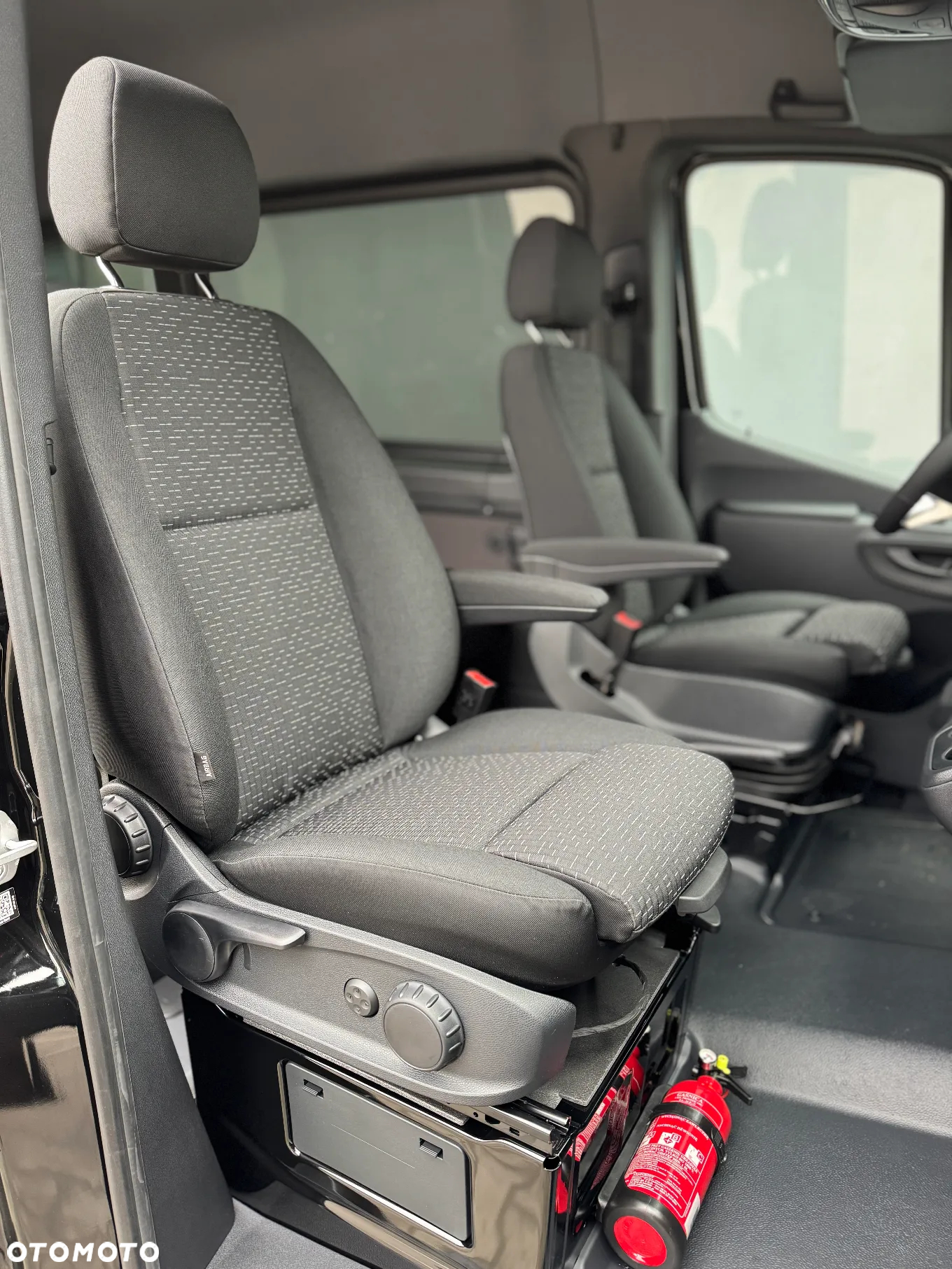 Mercedes-Benz Sprinter 319CDI Tourer - 20