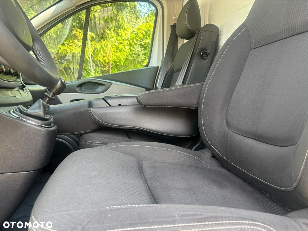 Renault Trafic - 8