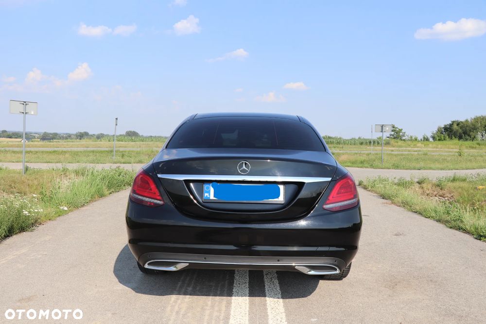 Mercedes-Benz Klasa C 160 Business Edition 9G-TRONIC - 19